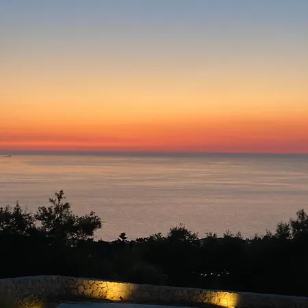 Villa Mandevilla Hillside Luxury