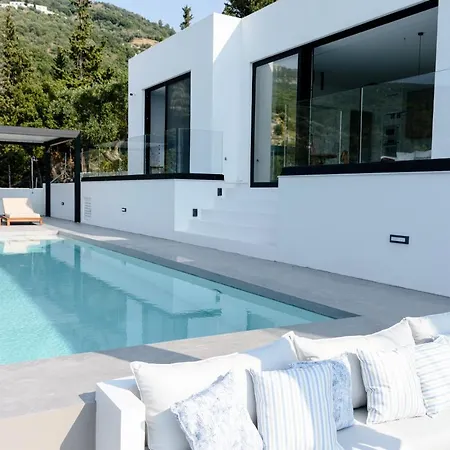 Mandevilla Hillside Luxury * Agios Nikitas