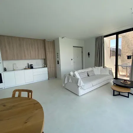 Vila Mandevilla Hillside Luxury *