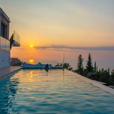 Mandevilla Hillside Luxury Villa