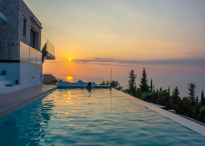 Mandevilla Hillside Luxury 빌라