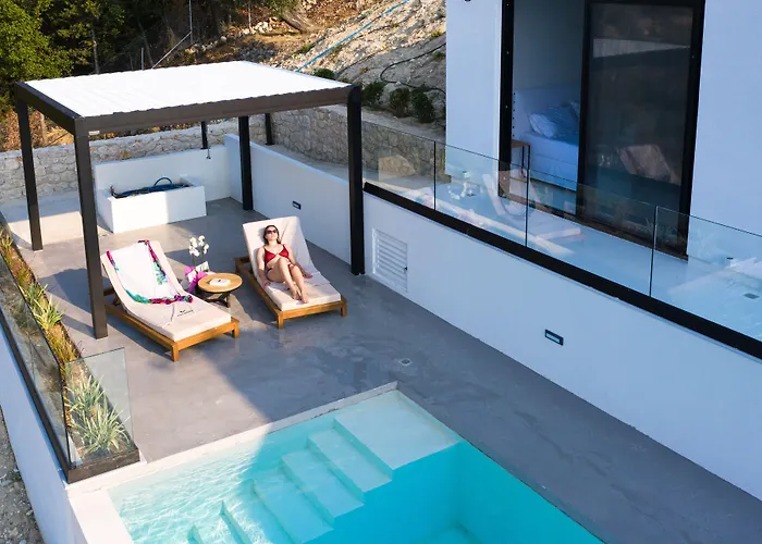 Mandevilla Hillside Luxury 빌라 Áyios Nikítas