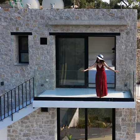 Mandevilla Hillside Luxury *